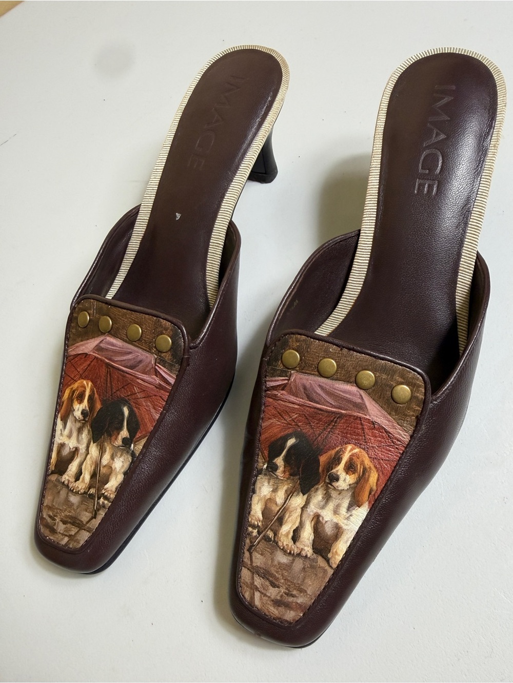 Y2K Vintage IMAGE Leather Puppy Art Mules Kitten Heels Size 5.5 brown